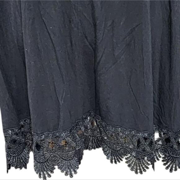 Lane Bryant black lace trimmed sleeves and hem tunic plus size 23 24 3X - Picture 6 of 6